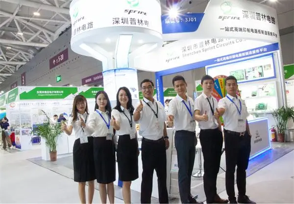 SprintPCB's staff poses for a group photo at electronica South China